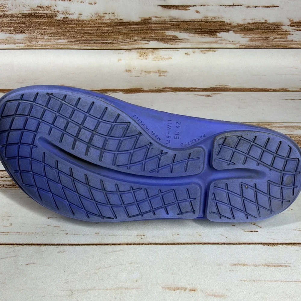 Oofos OOriginal Sandal Blue Flip Flop Mens 9 Womens 11 Used Stained Flawed